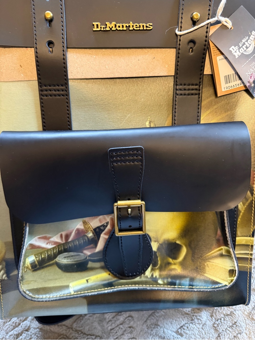 Dr. Martens National Gallery Backpack - Picture 3 of 14
